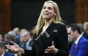 多米APP下载-加拿大女足运动员跻身国际赛事榜首是谁